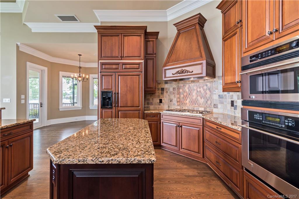 Country Club Shores - Residential