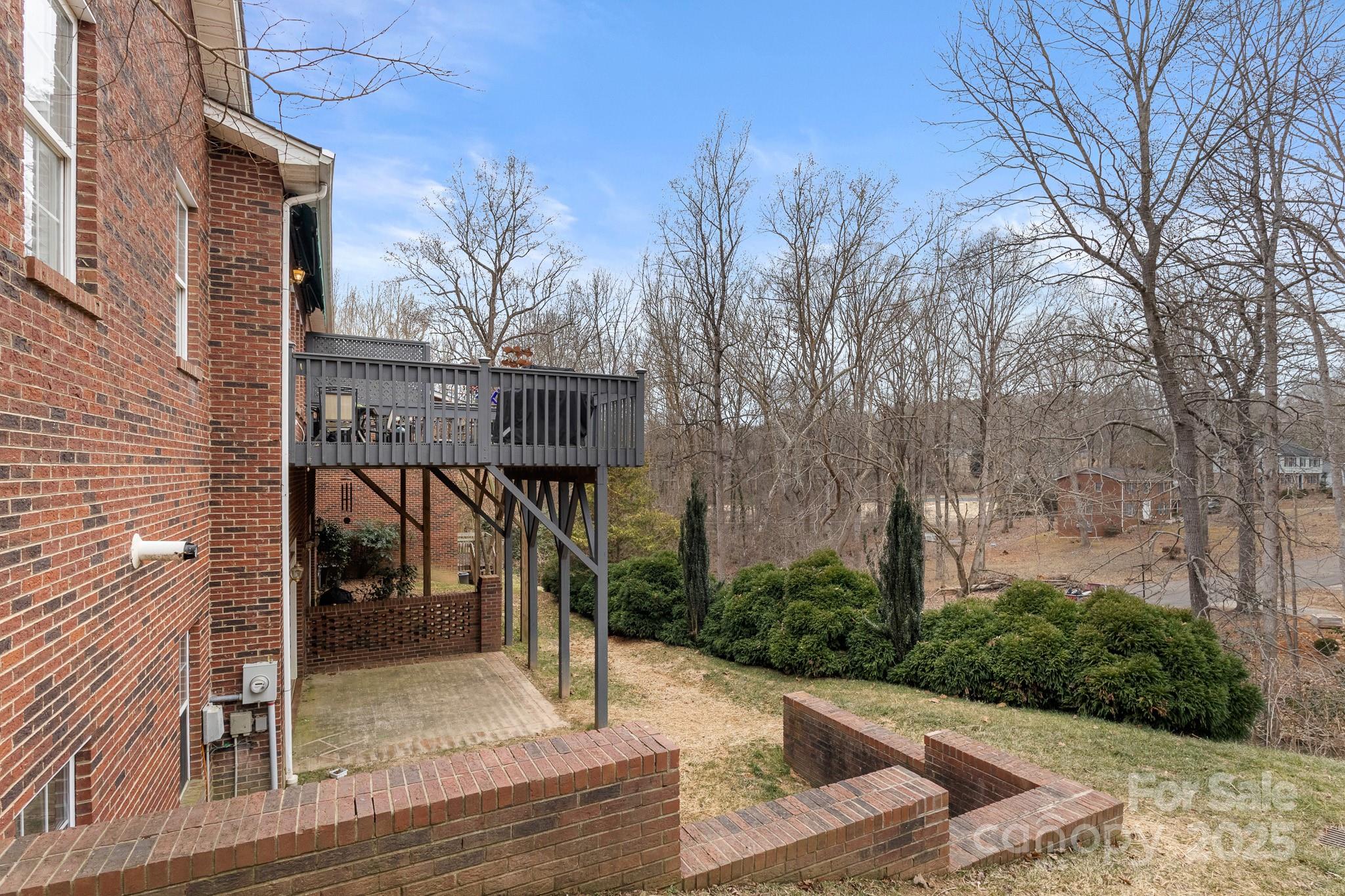 The Columns - Residential