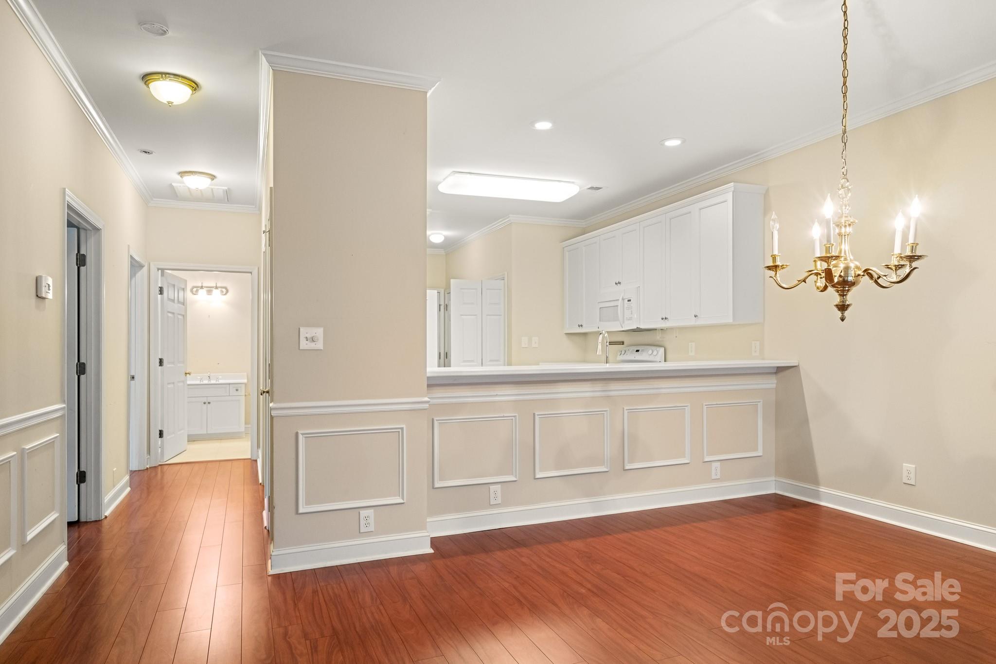 The Columns - Residential