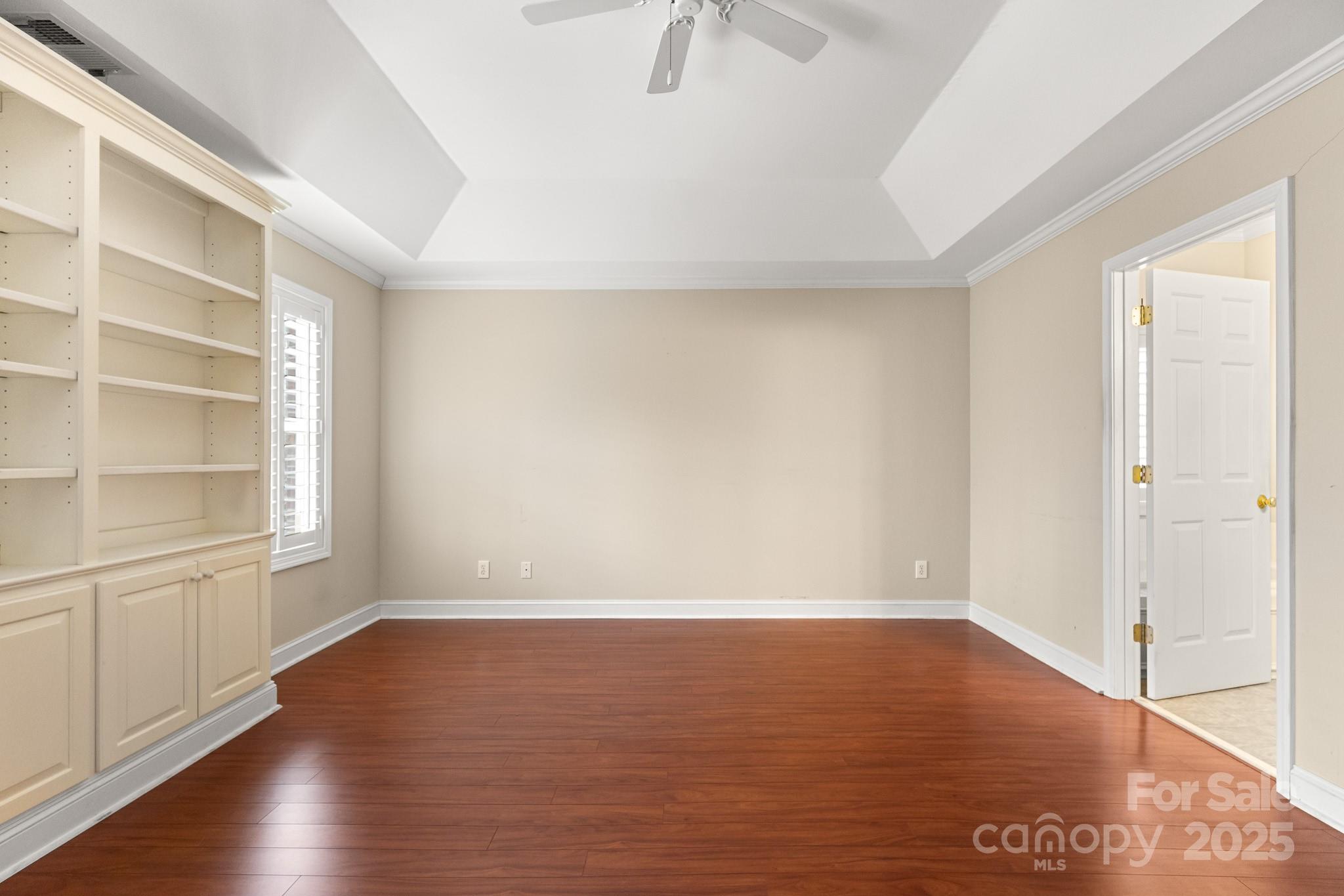 The Columns - Residential