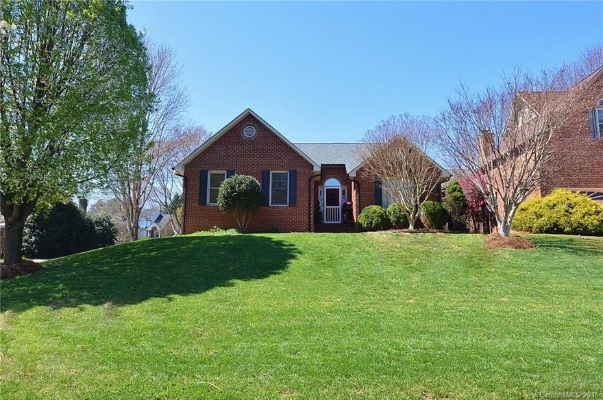 Full brick ranch home located on a quiet cul-de-sac street in Herfordshire. Great 3 bedroom home w/vaulted ceiling & fireplace in living rm. Beautiful new flooring throughout home!! Galley style kitchen w/breakfast area that opens to the living room. Owner's suite has vaulted ceiling, double vanity & large walk-in closet. Light filled secondary bedrooms w/plenty of space. Fantastic outdoor area w/oversized deck, fenced yard and lush landscape. Cabarrus county schools! Newer roof & water heater!