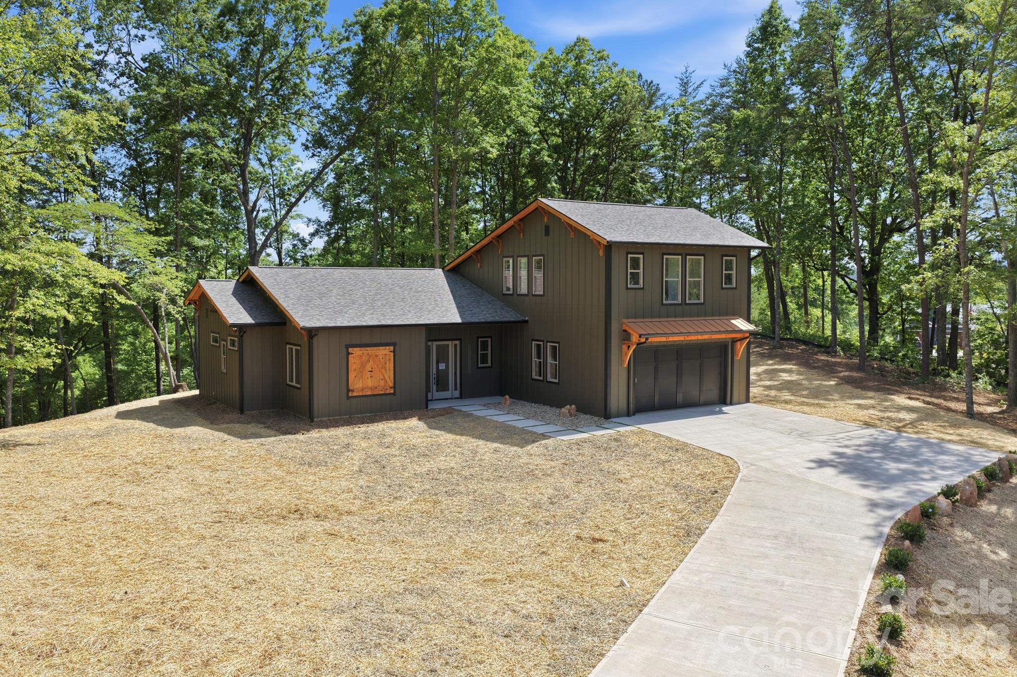 121 Deer Jump Trail