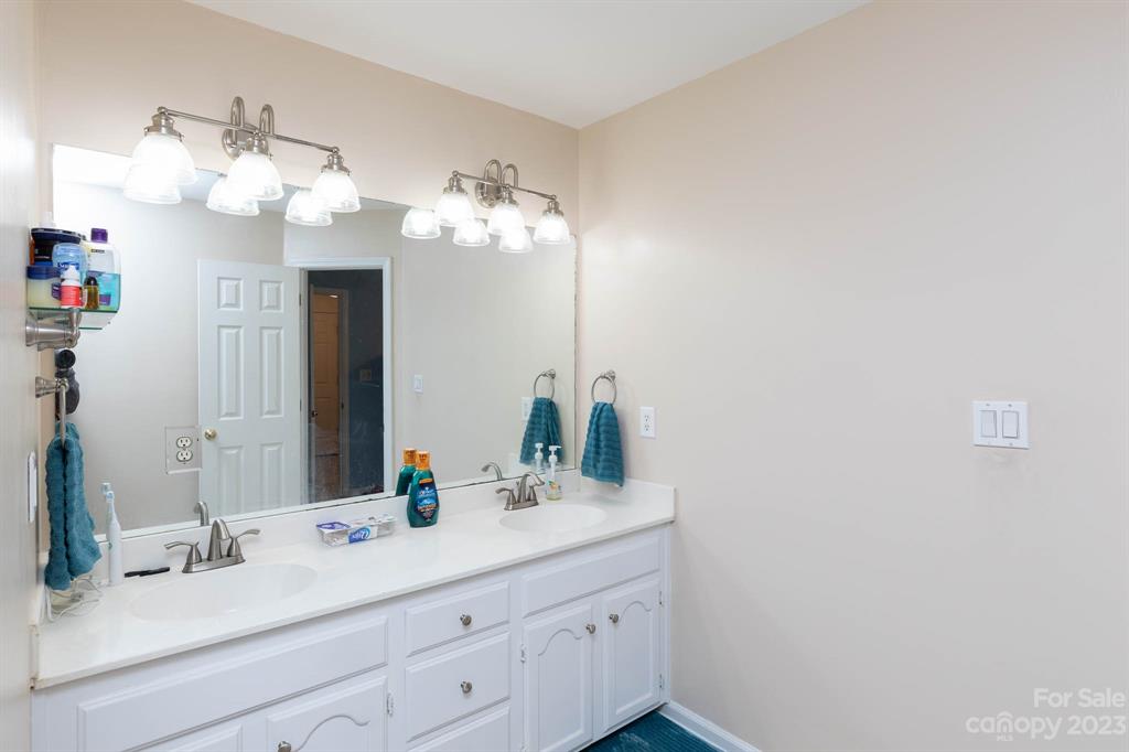 Edgewoods - Residential