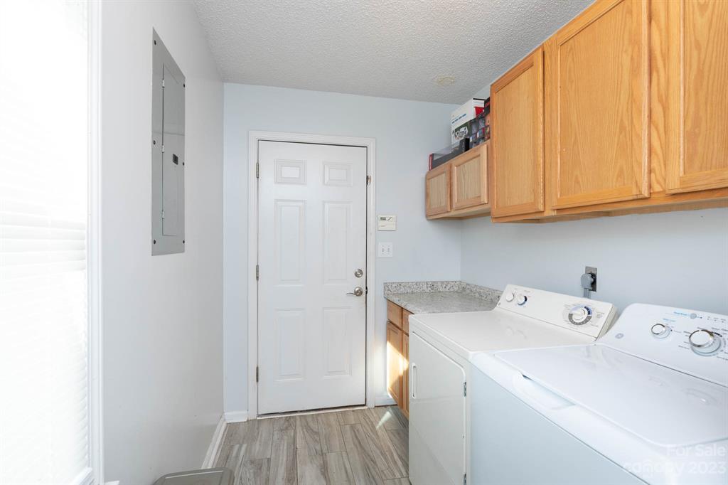 Edgewoods - Residential