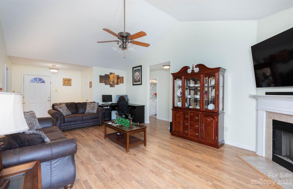 Edgewoods - Residential