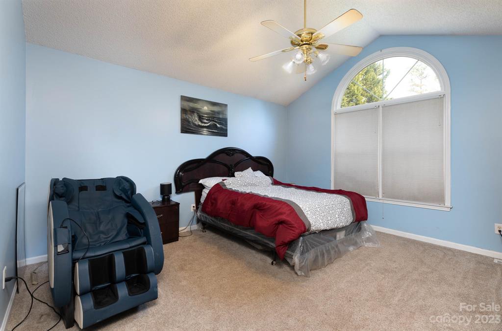 Edgewoods - Residential