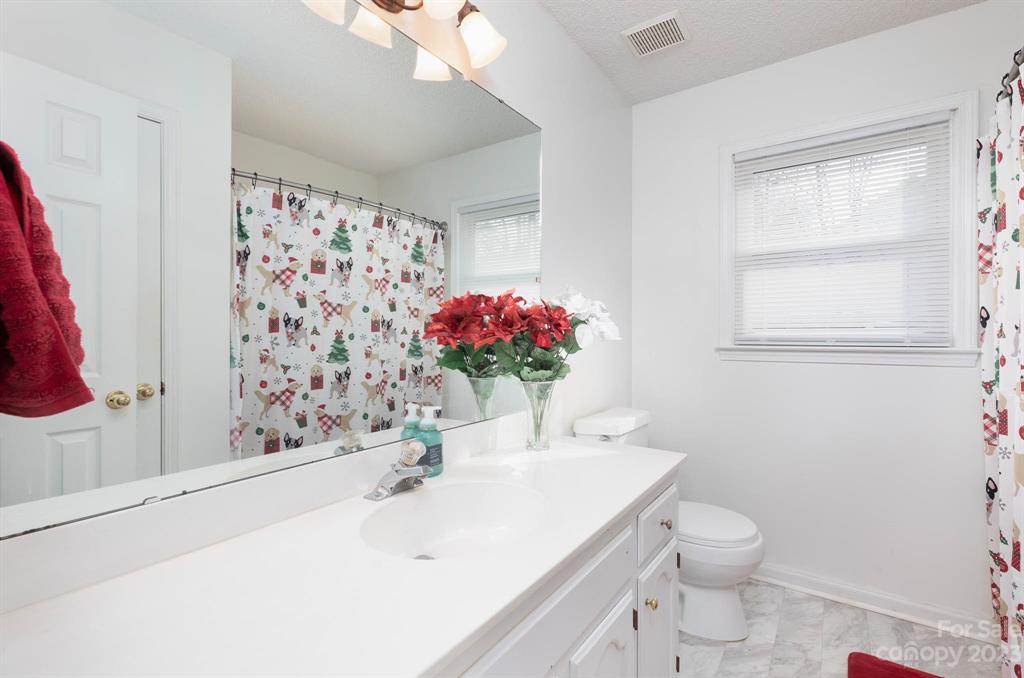 Edgewoods - Residential