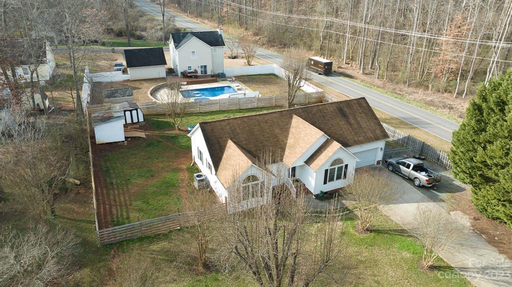 Edgewoods - Residential