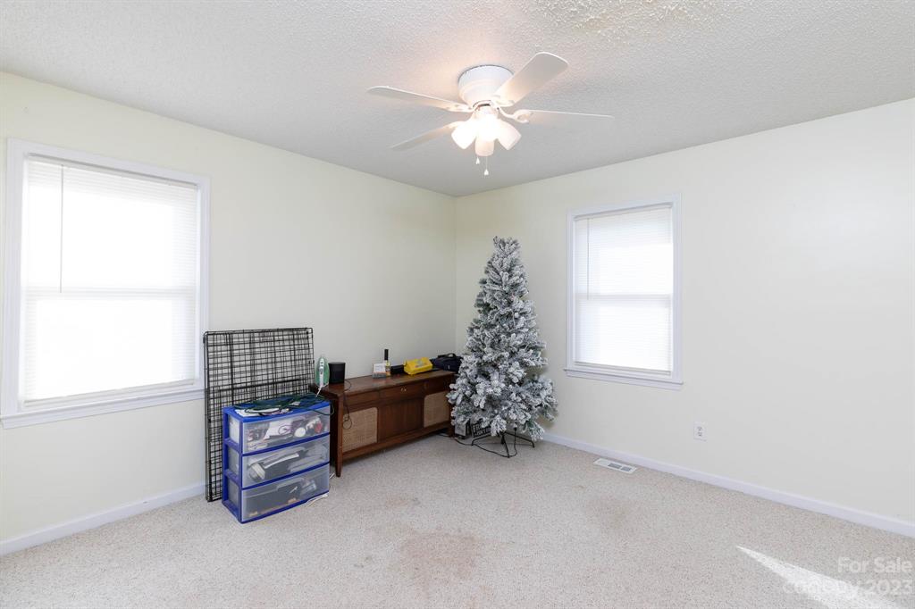 Edgewoods - Residential