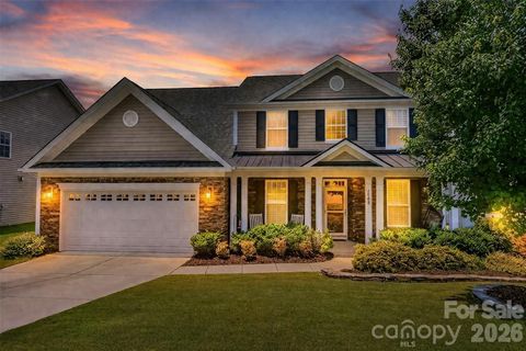 Photo of 5068 Gladiola Way, Tega Cay, SC 29708 (MLS # 4371623)