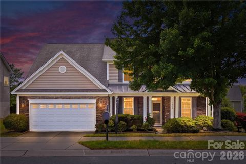 Photo of 5068 Gladiola Way, Tega Cay, SC 29708 (MLS # 4371623)
