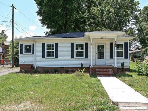 6225 Macon Street Charlotte NC 28208