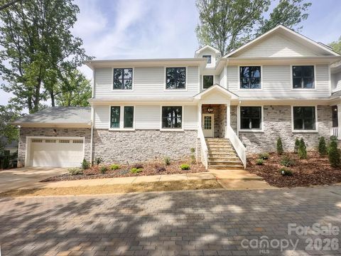 4304 Tangle Drive Charlotte NC 28211