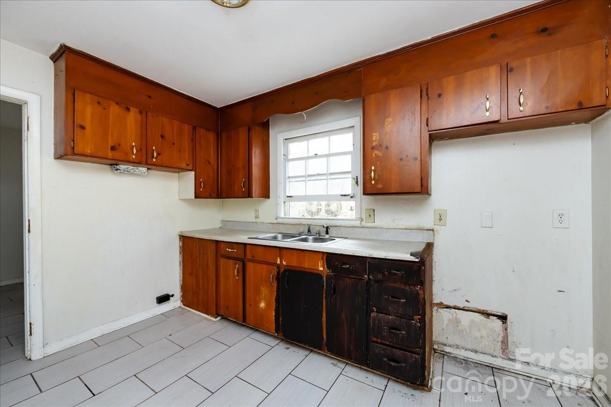 none - Residential Income