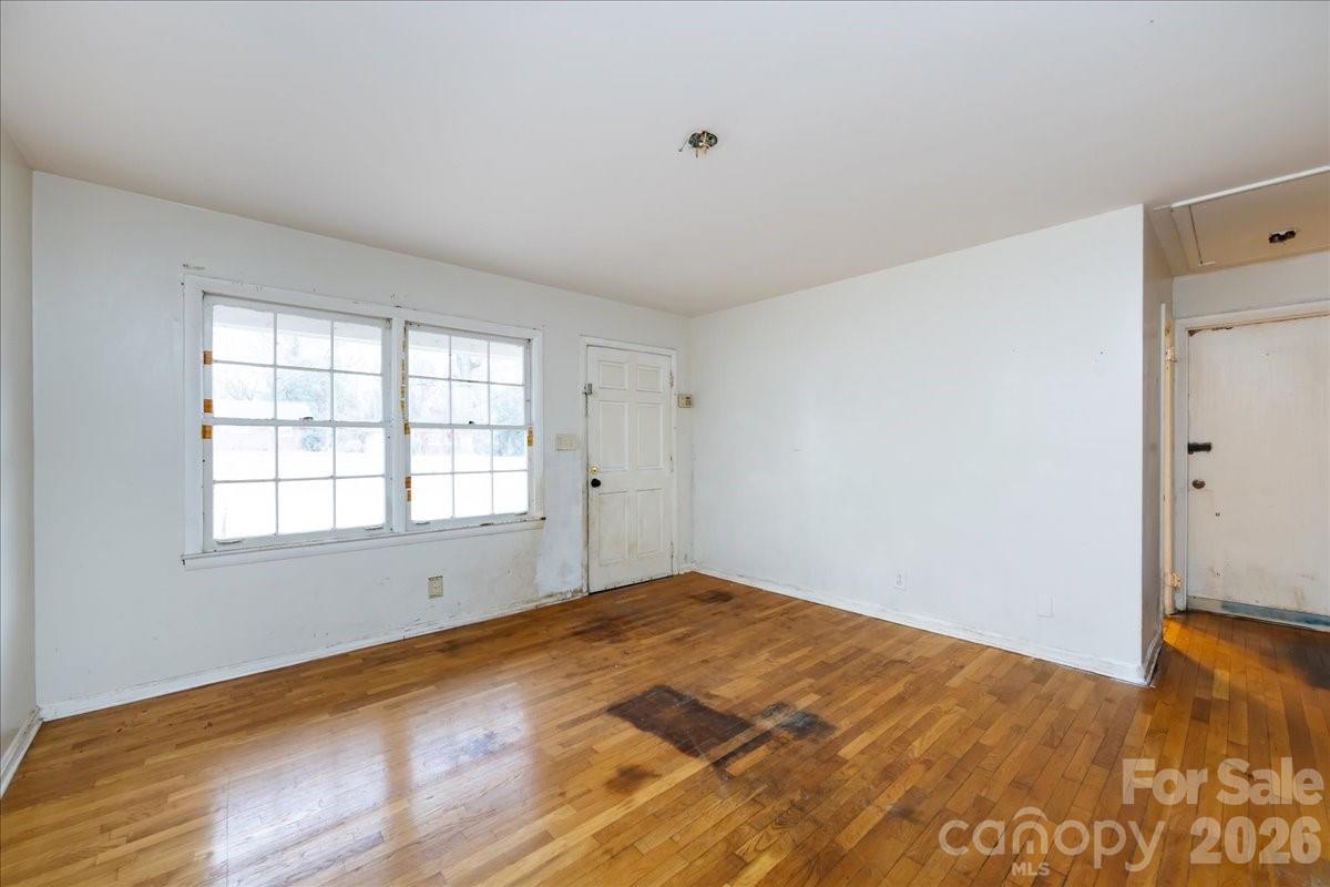 none - Residential Income