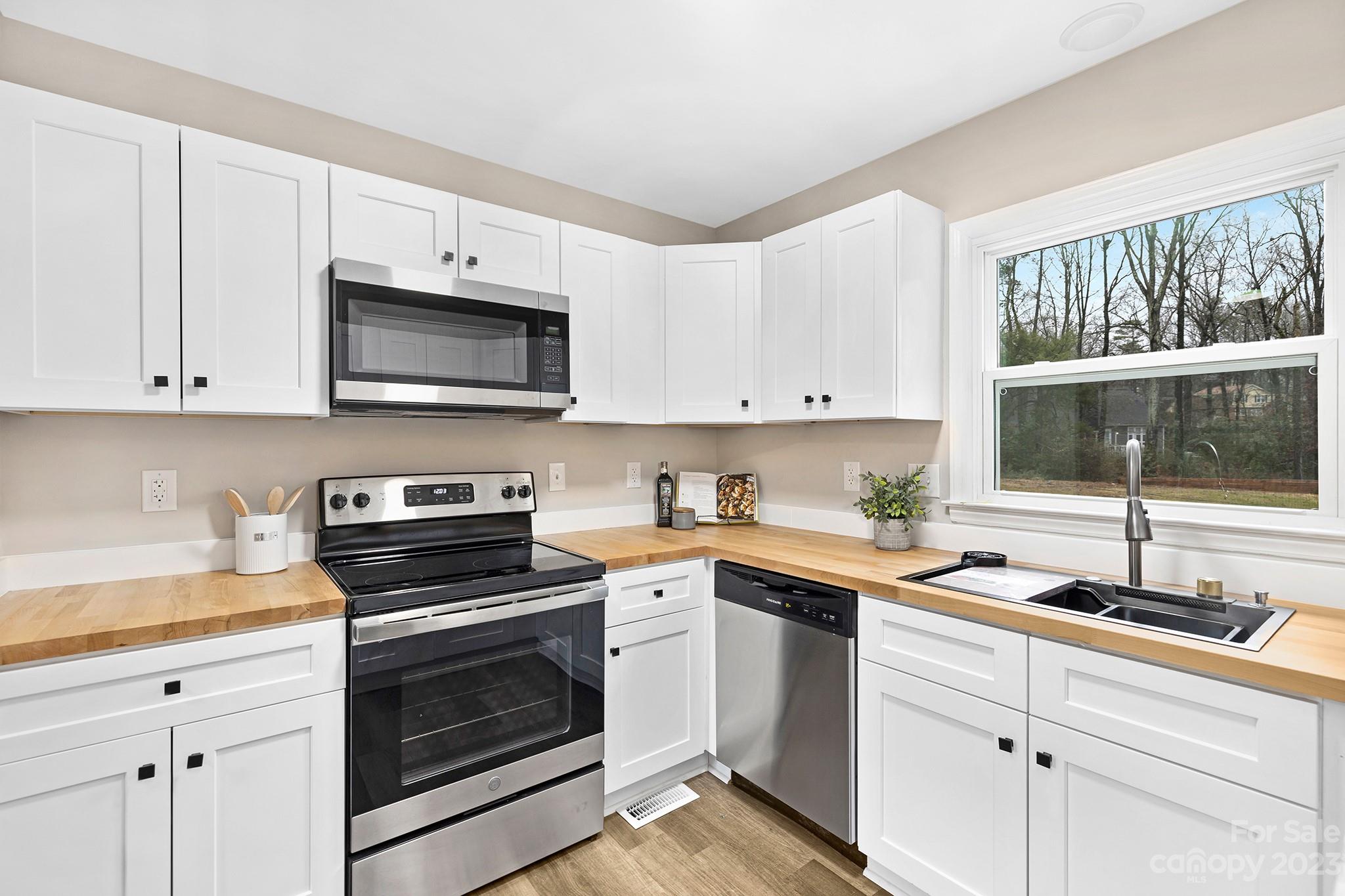 Forest Pawtuckett - Residential