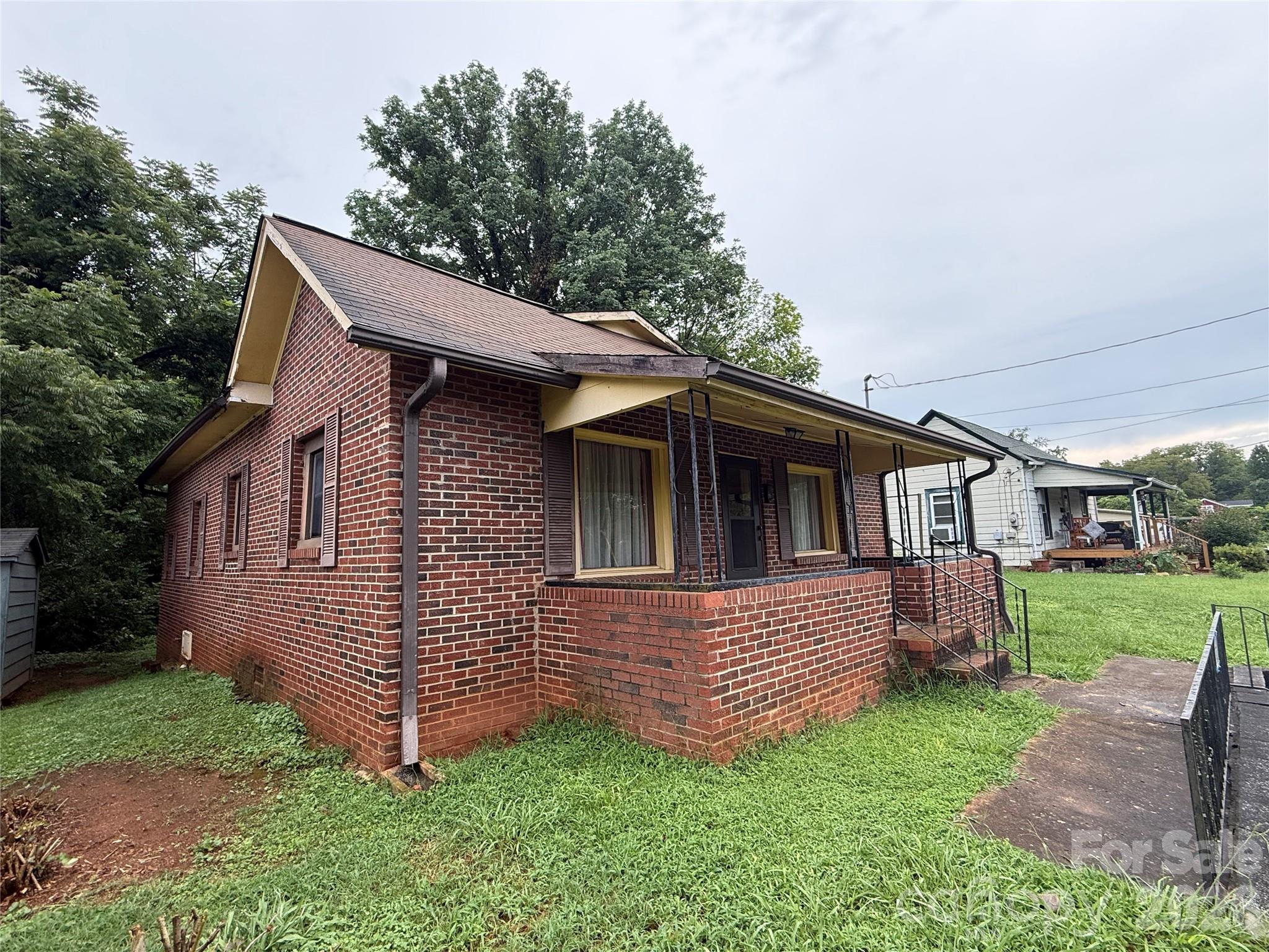 426 Bouchelle Street