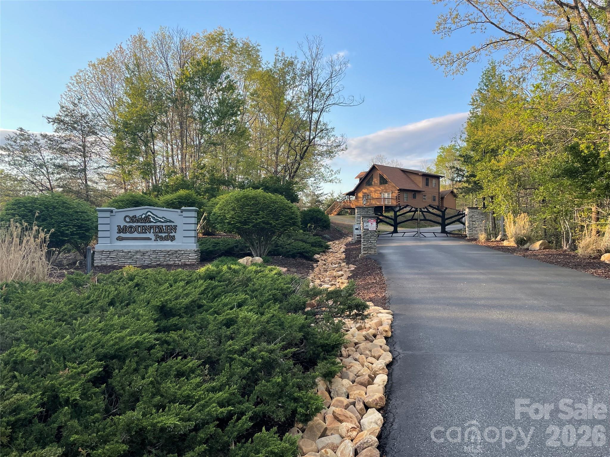 South Mountain Peaks - Land