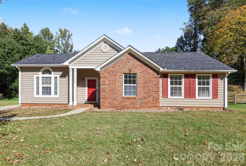 Photo of 5929 Old Meadow Road, Charlotte, NC 28227 (MLS # 4436993)