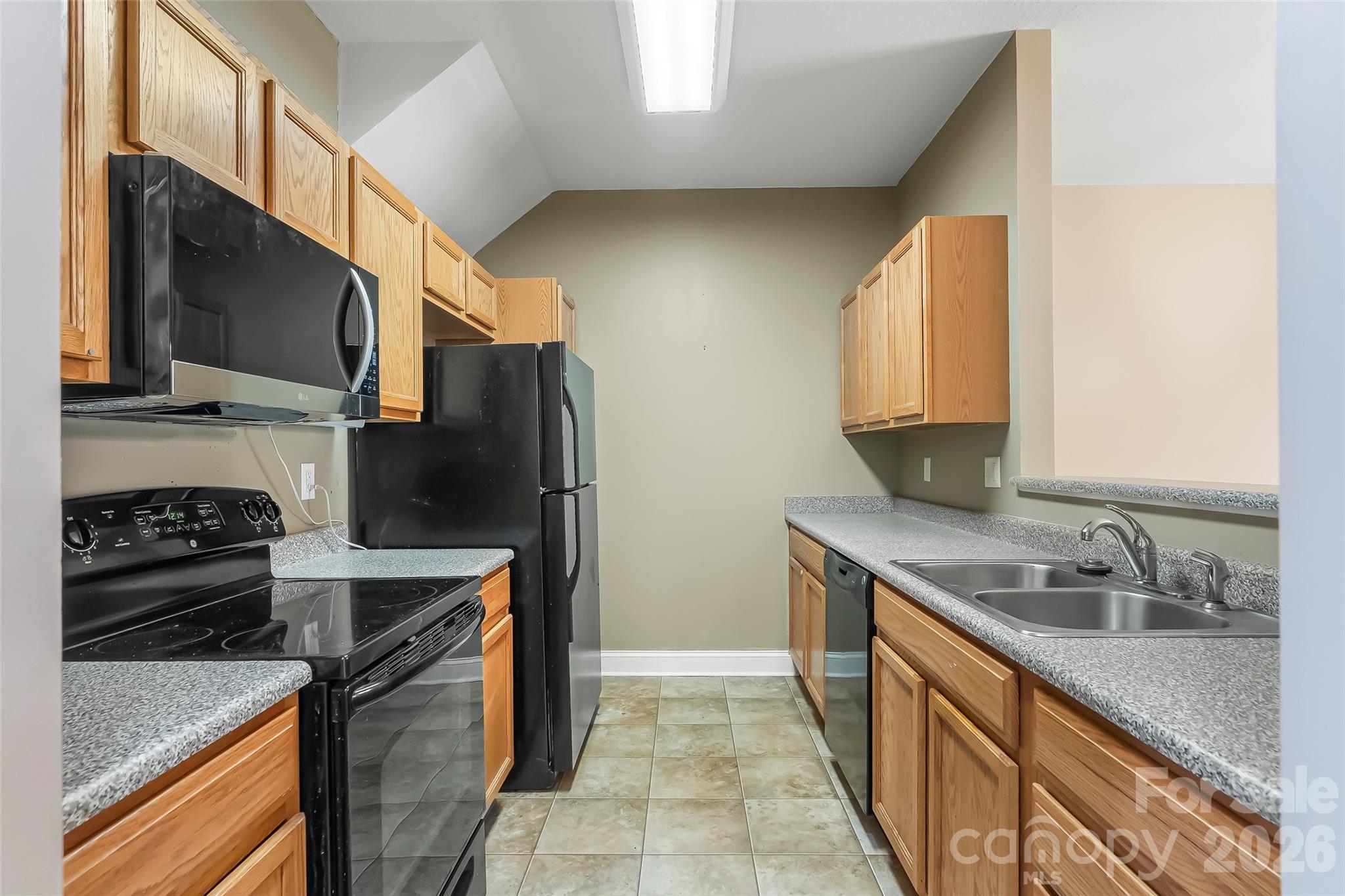 123 Foxden Drive 103