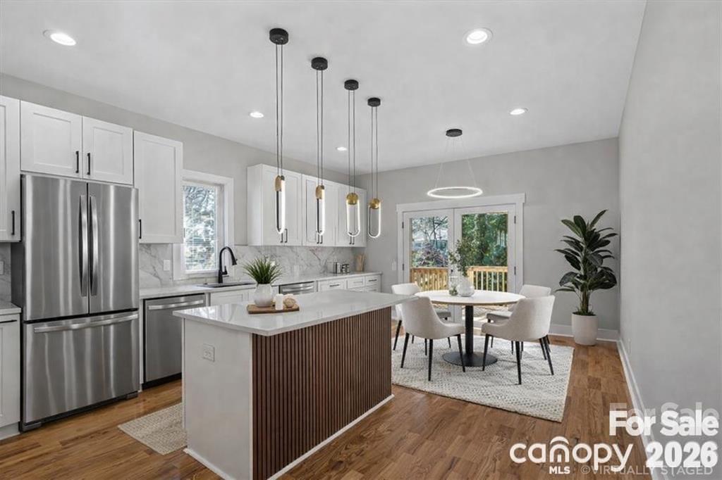 543 30th Avenue NW
