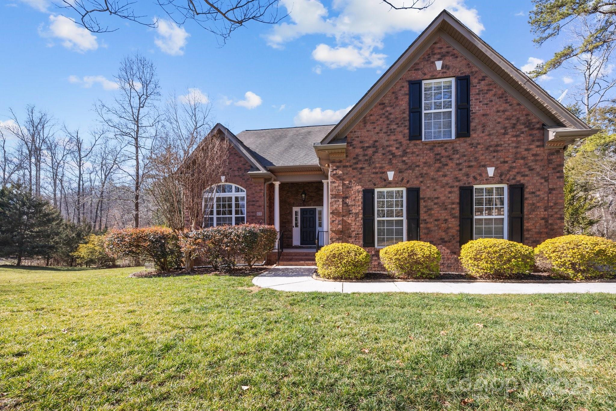 254 Streamside Place