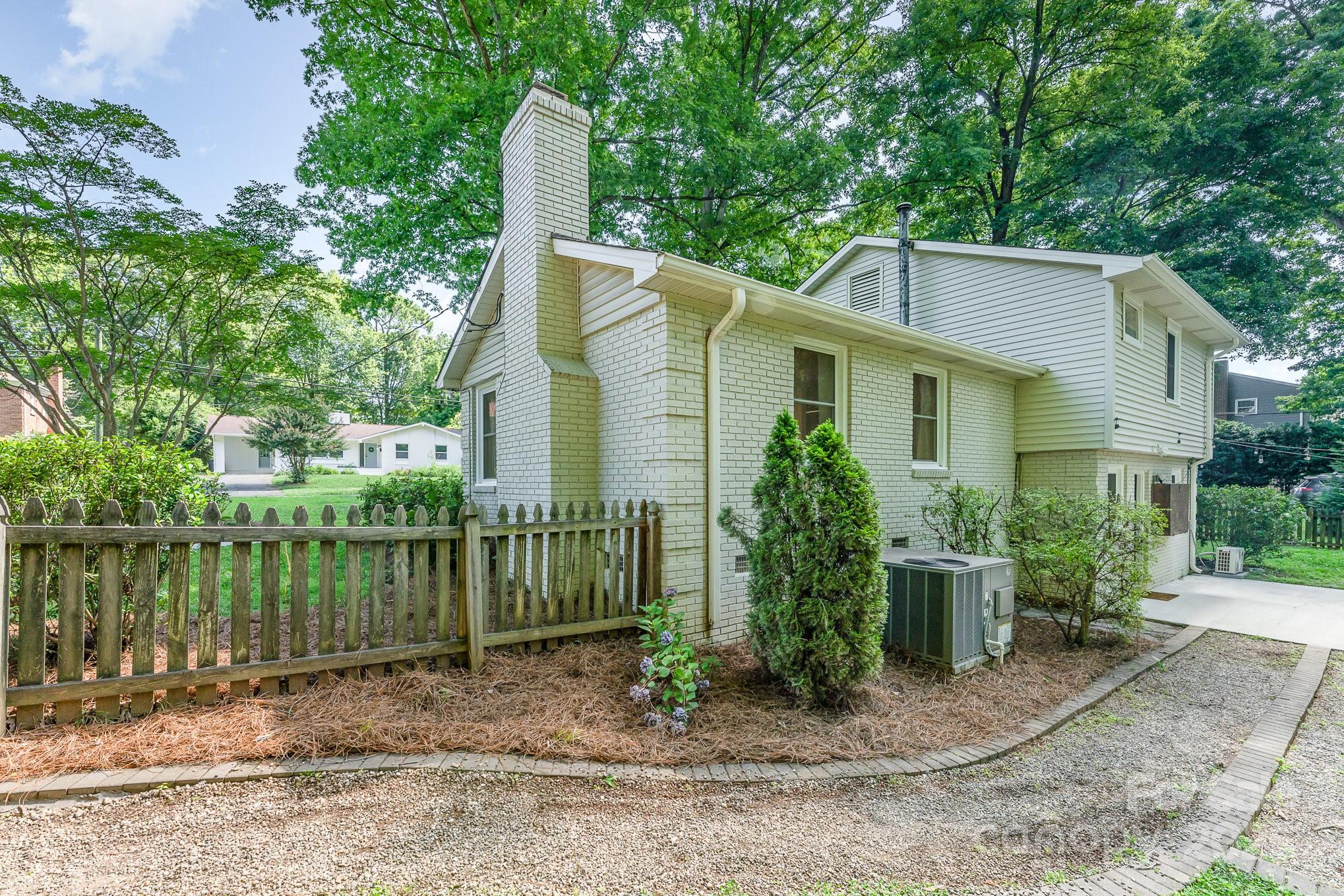 4014 Sulkirk Road