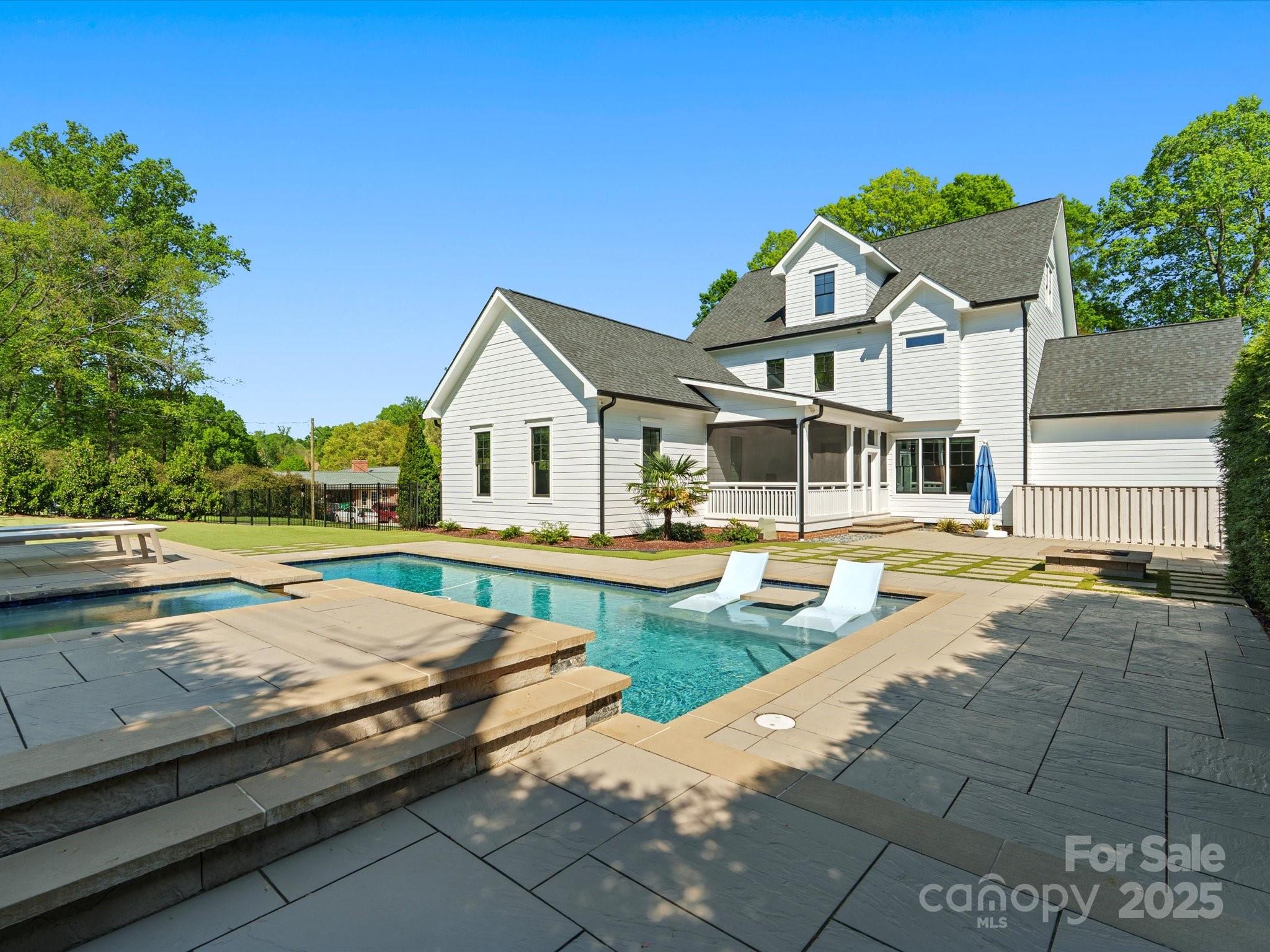 6700 Folger Drive