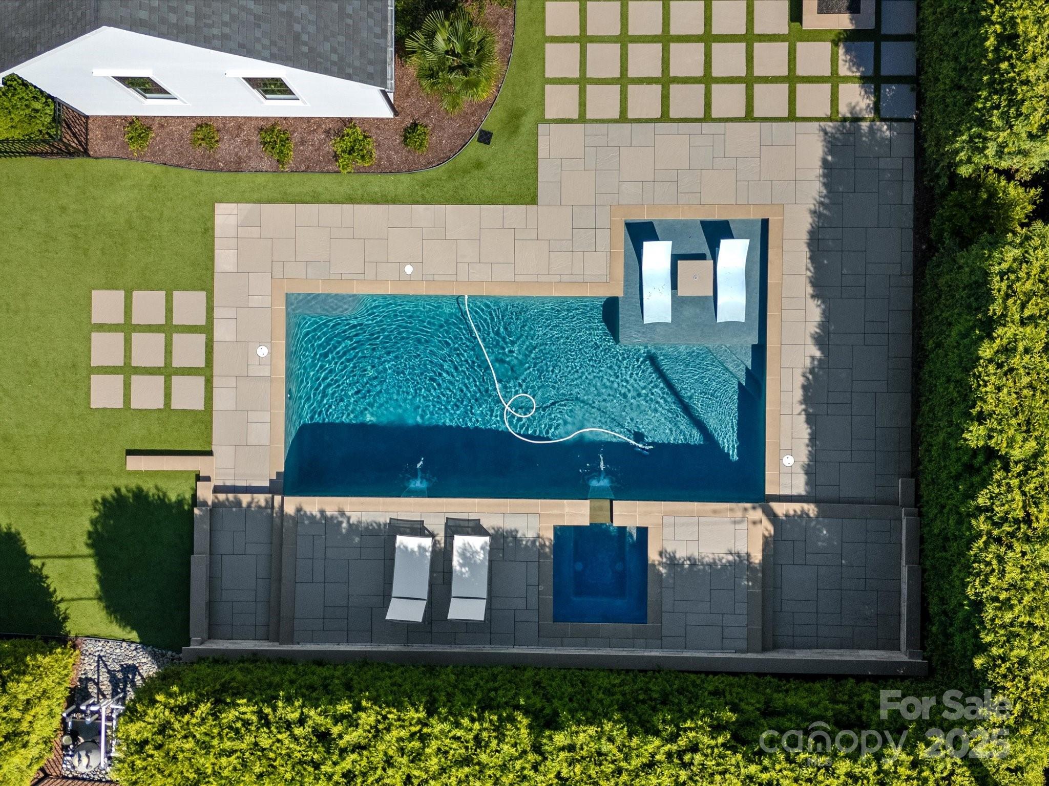 Lansdowne - Residential