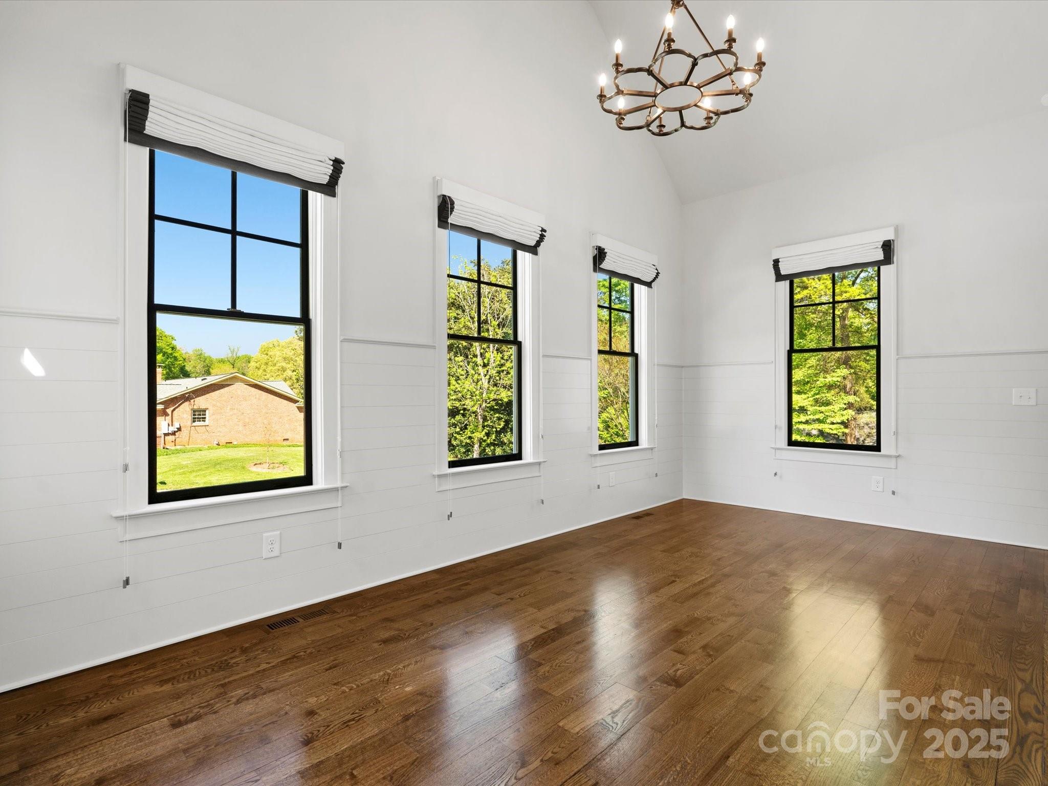 Lansdowne - Residential