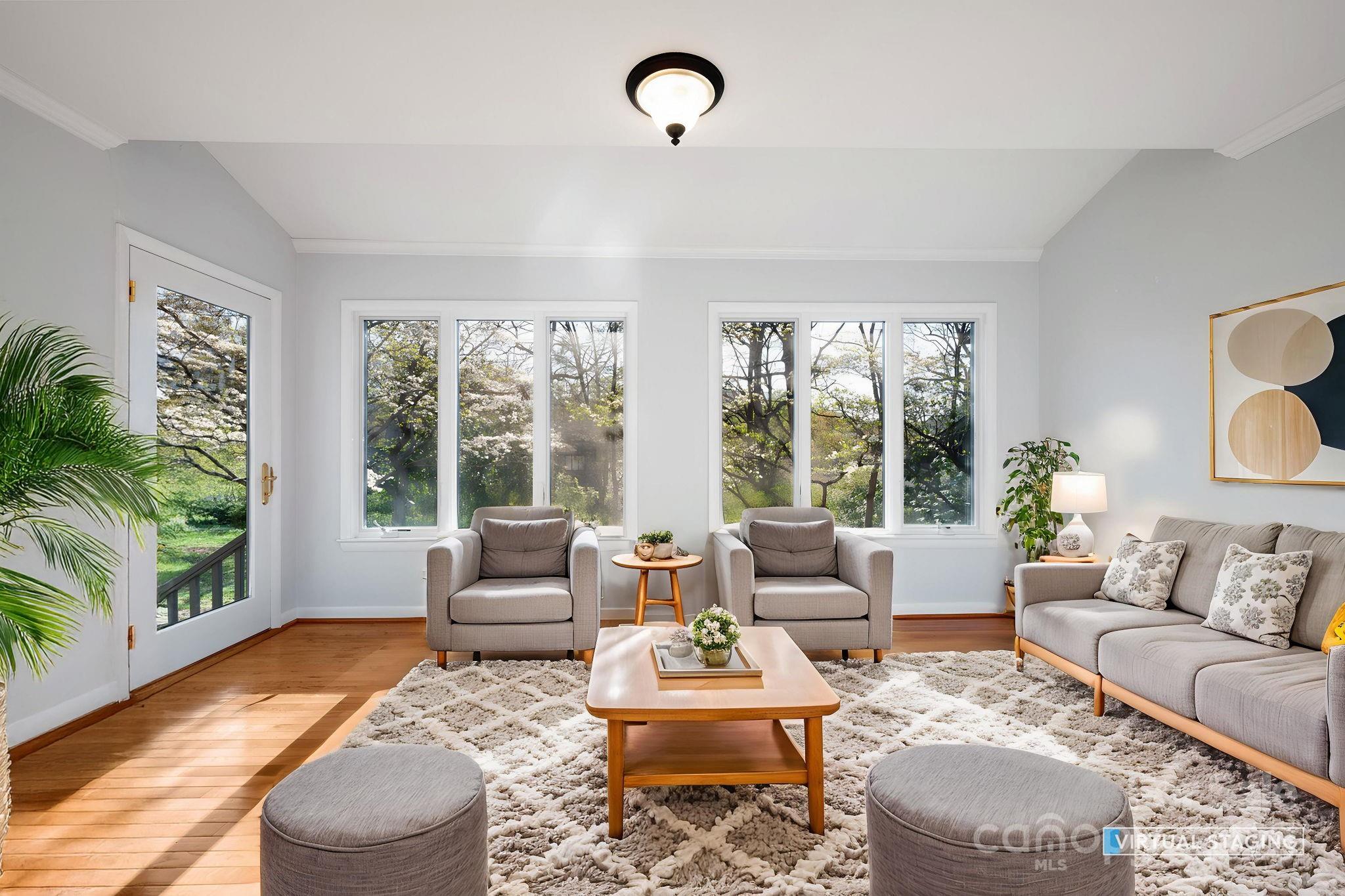 501 Crowfields Lane