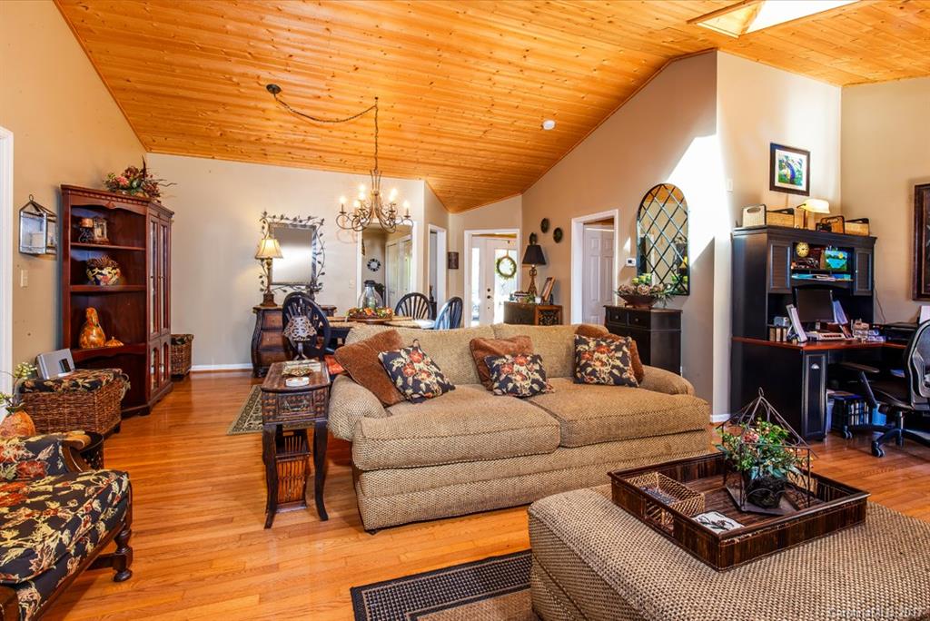 Connestee Falls - Residential