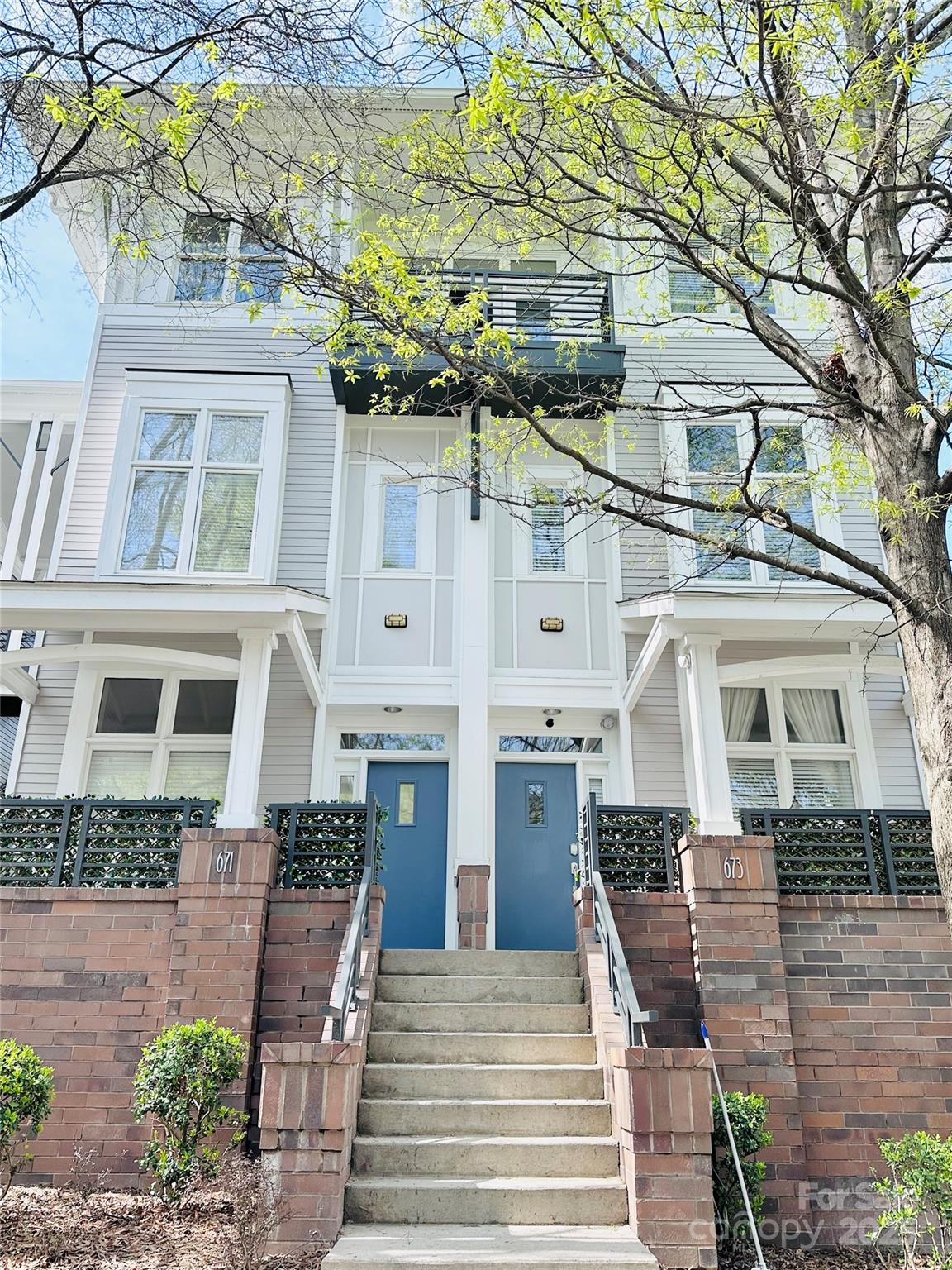 671 N Alexander Street