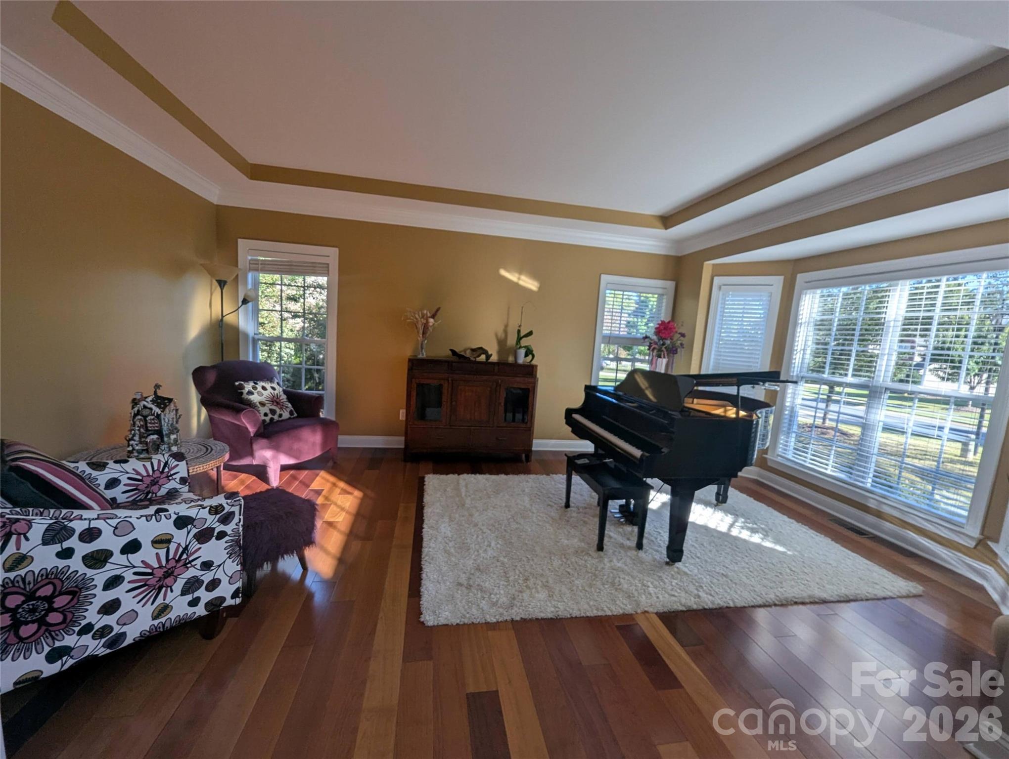 2221 Creek View Court
