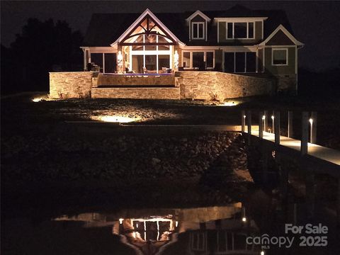 5086 Windward Point Lane Denver NC 28037
