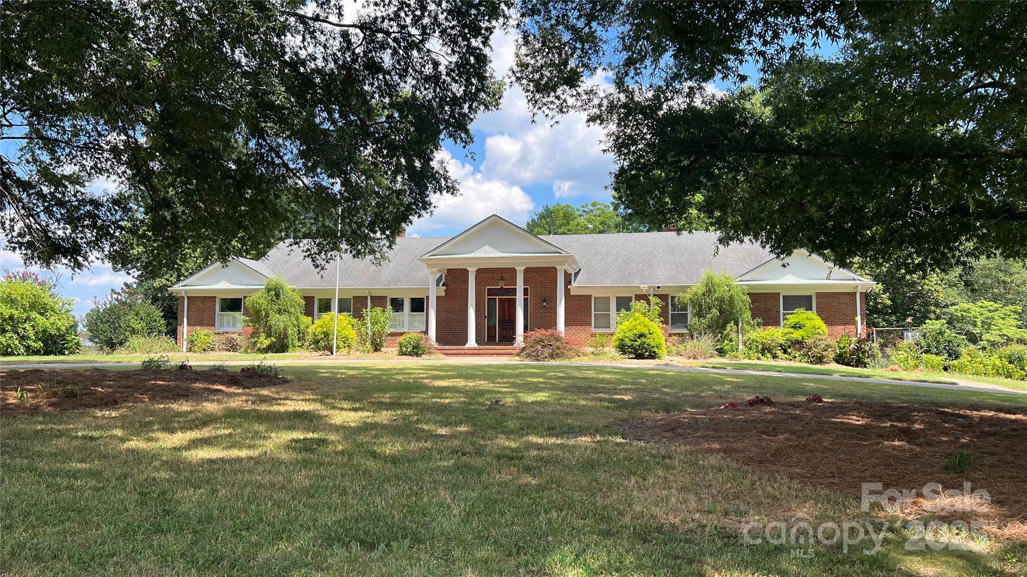 206 N Trexler Avenue