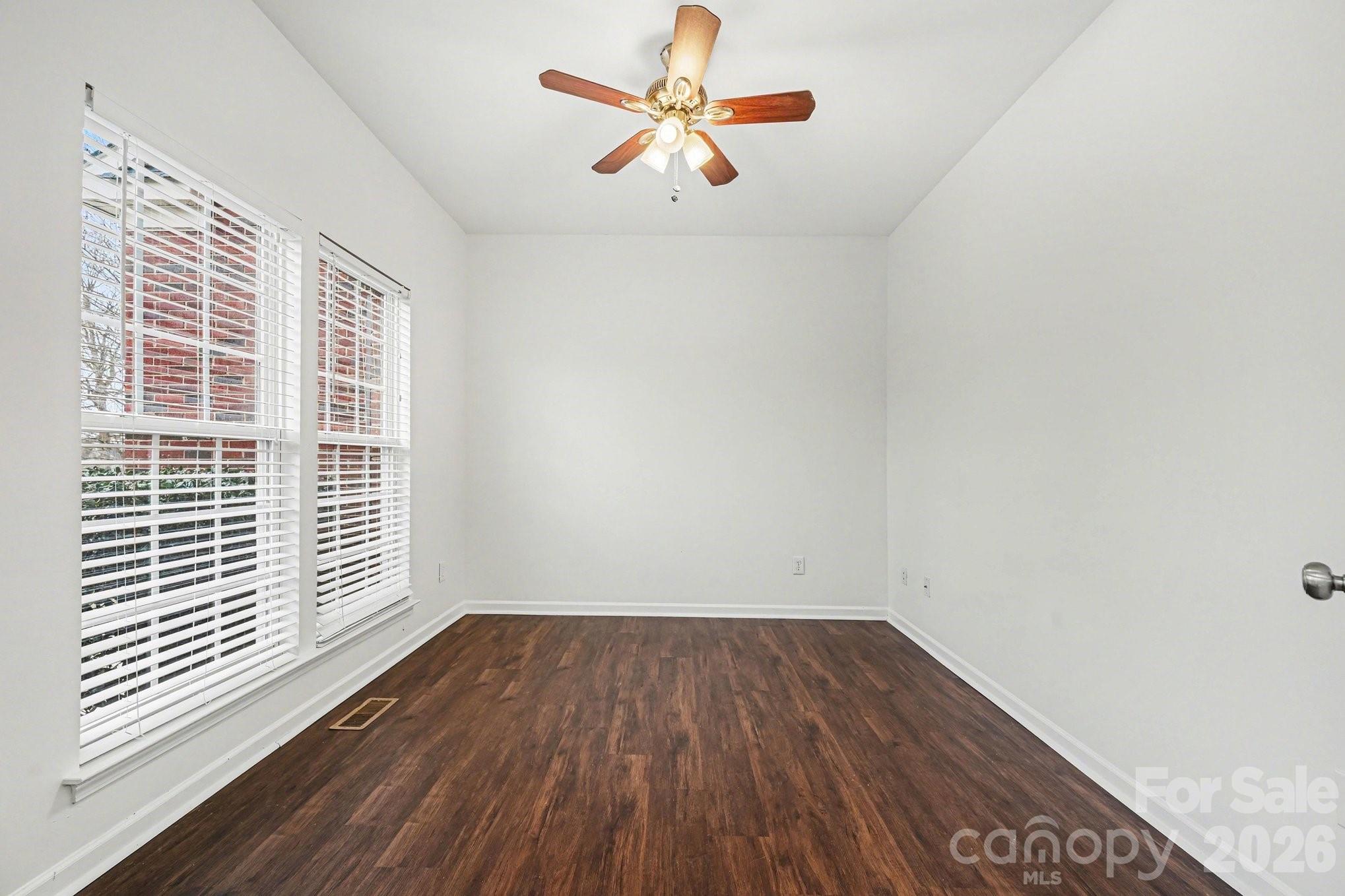 Brandon Oaks - Residential