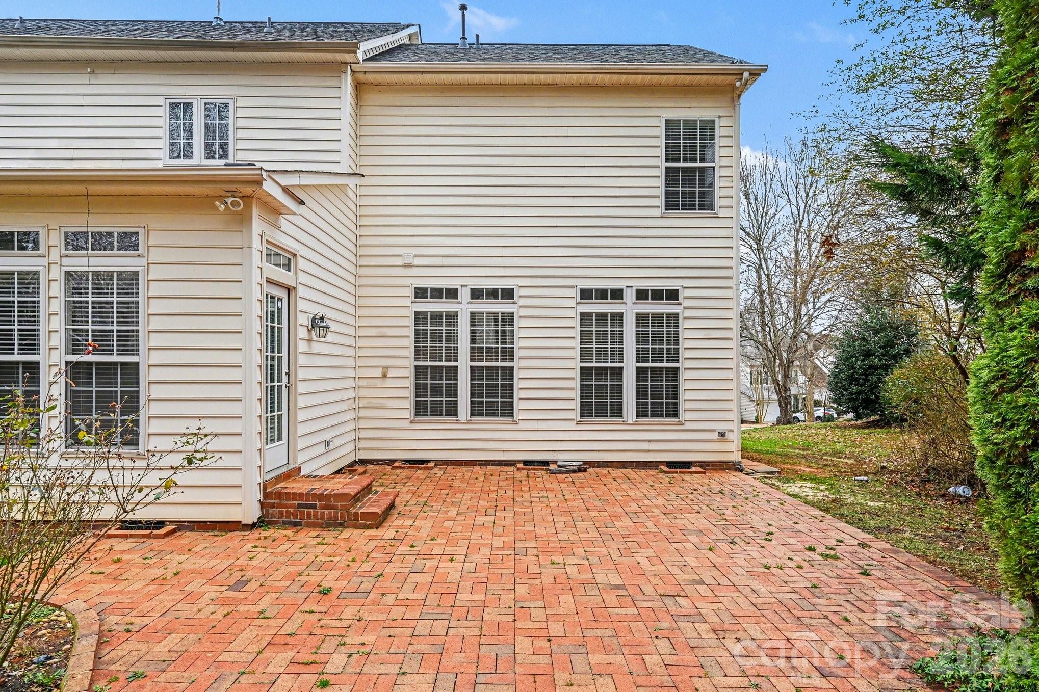 Brandon Oaks - Residential