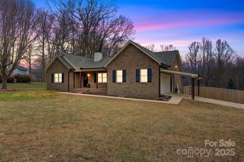 A home in Hickory