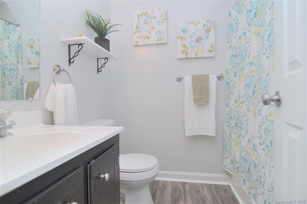 Tega Cay - Residential