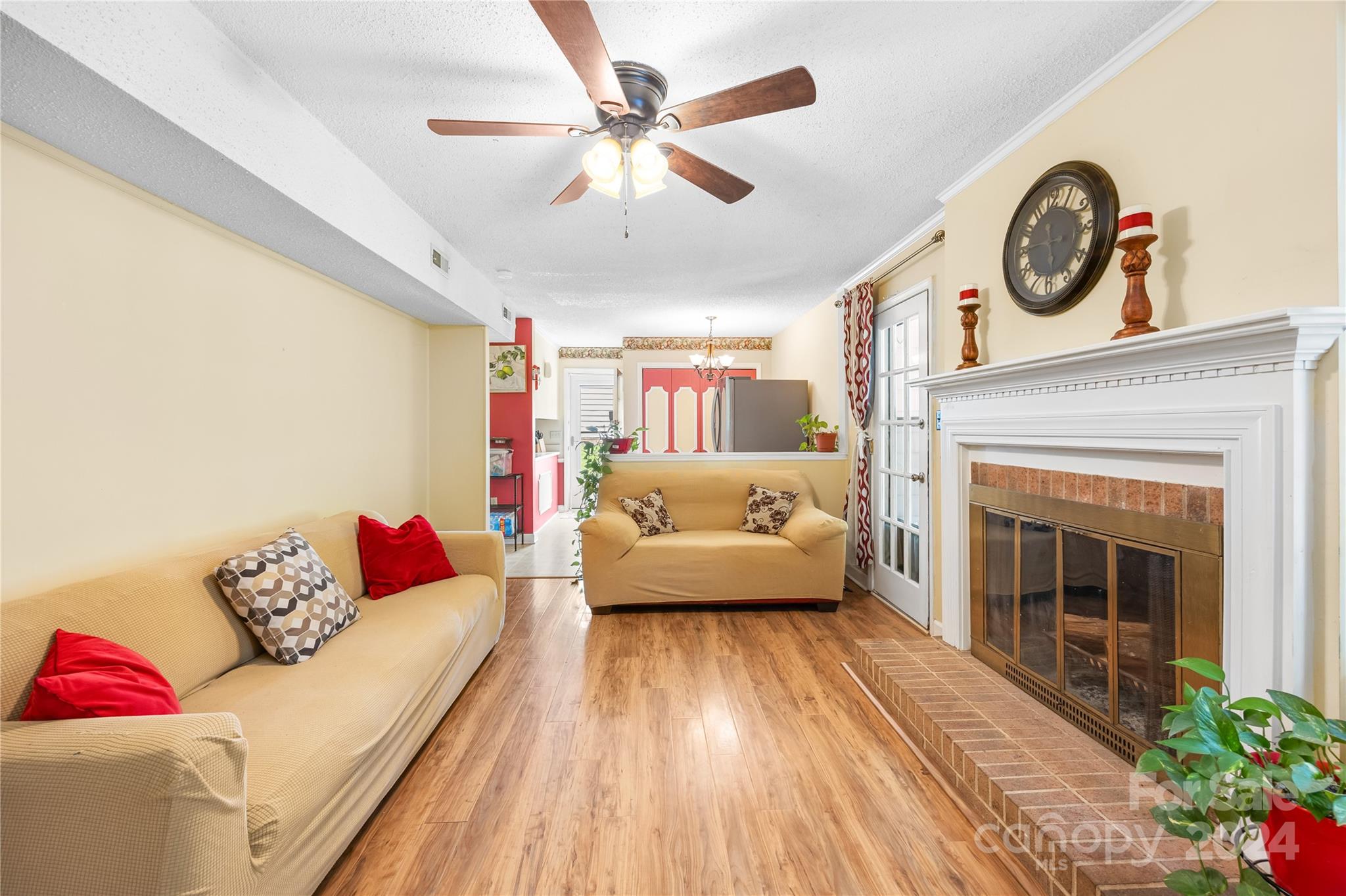 Chestnut Lake - Residential