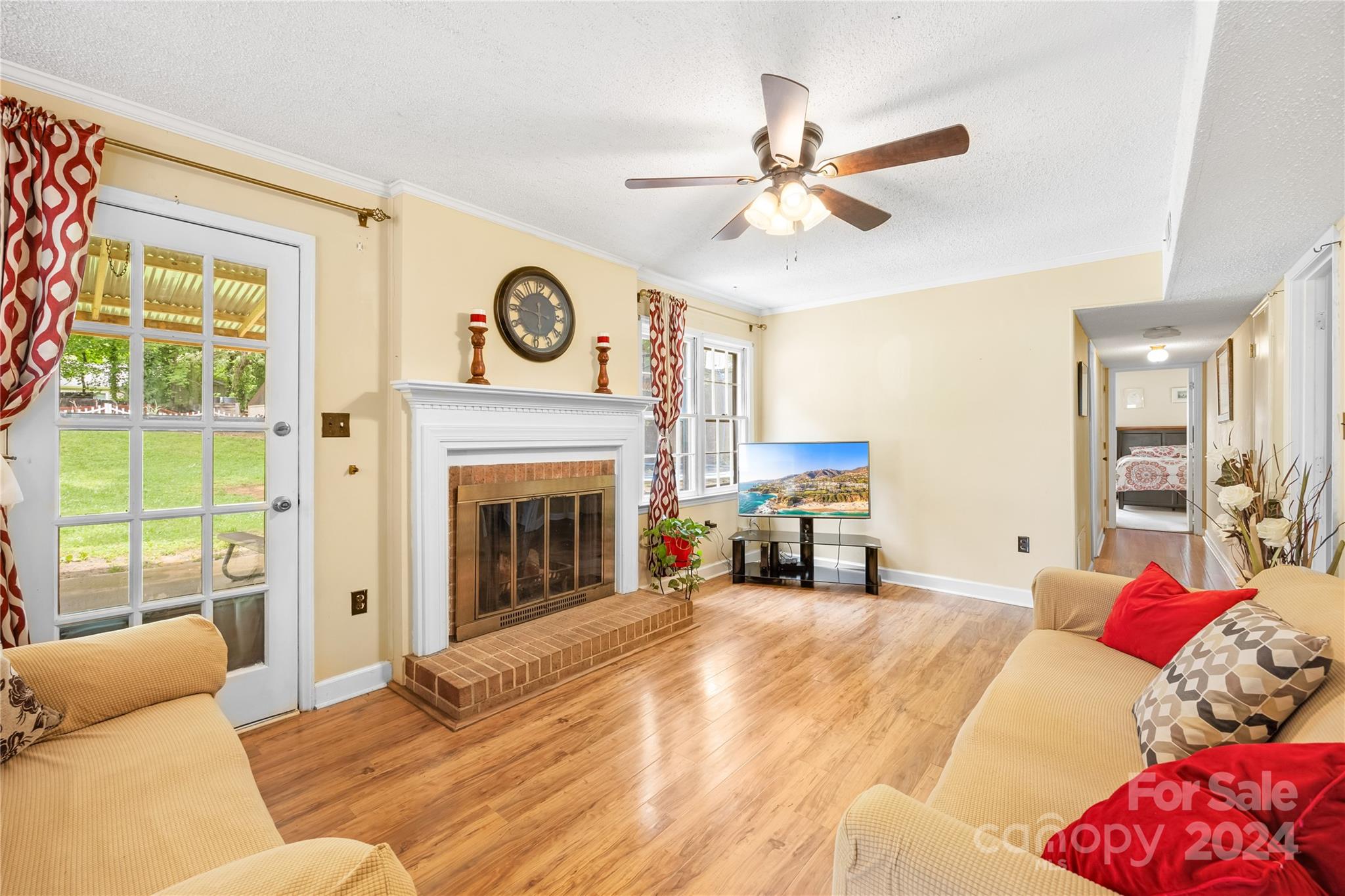 Chestnut Lake - Residential