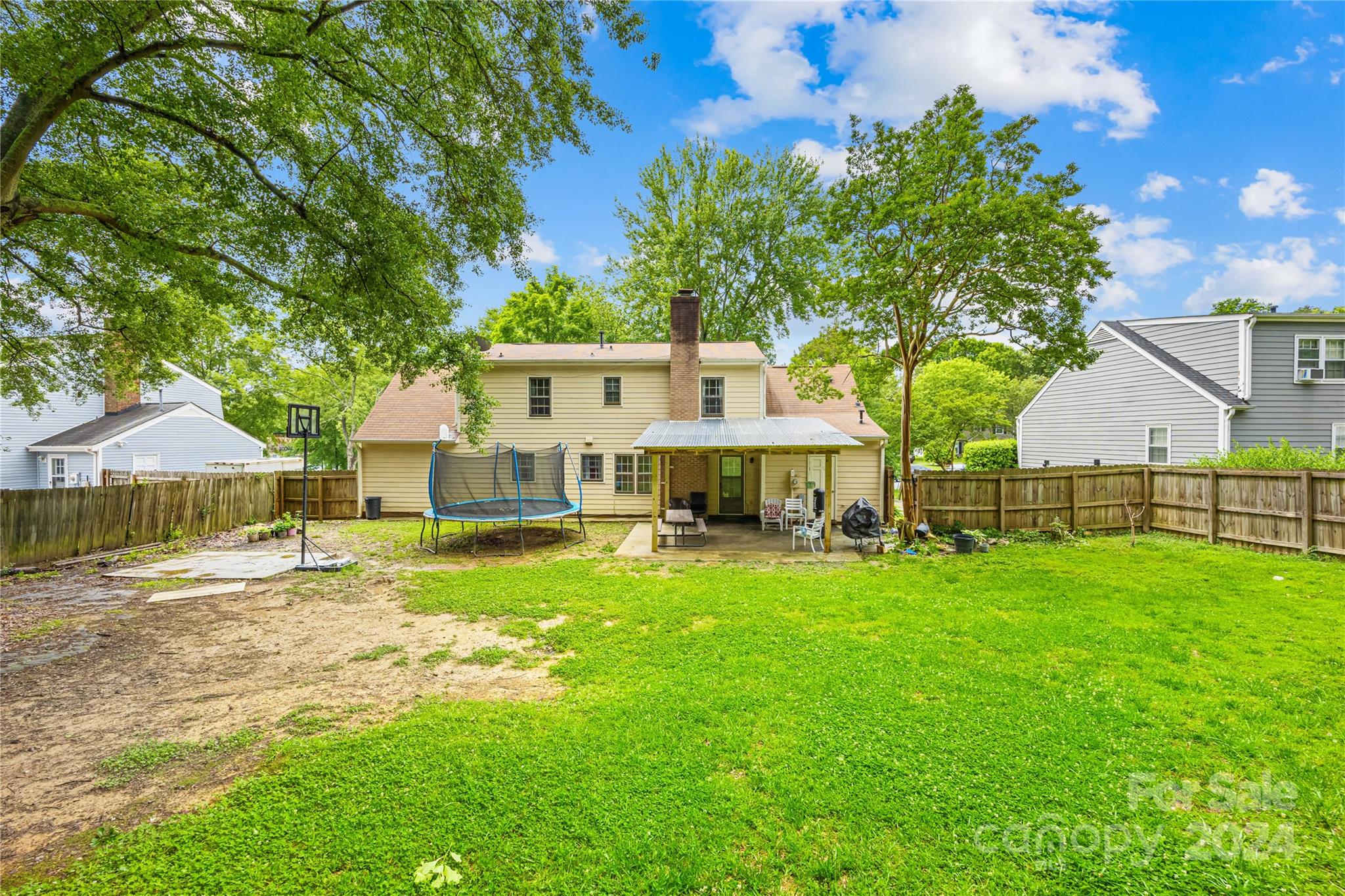 Chestnut Lake - Residential