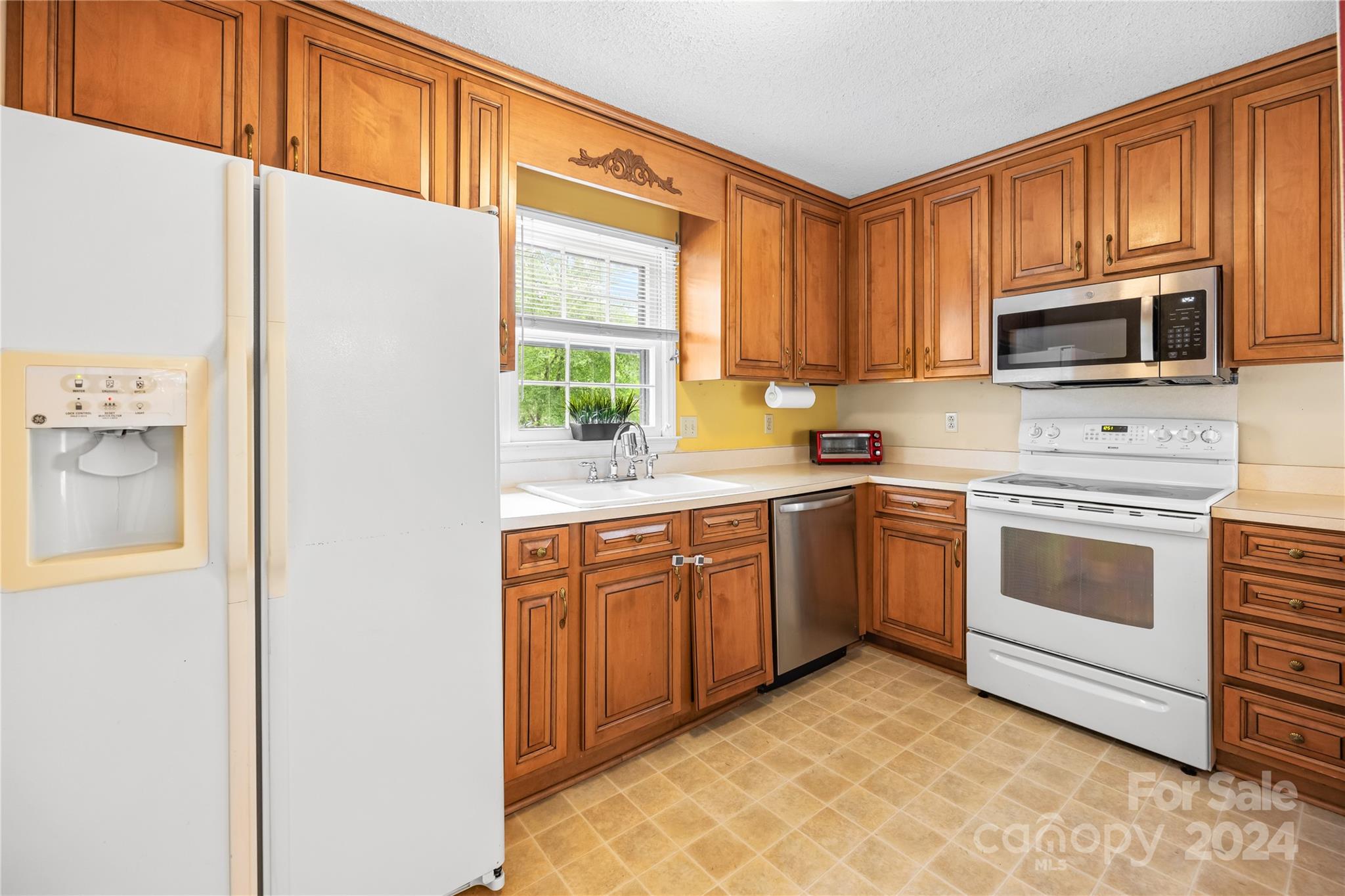 Chestnut Lake - Residential