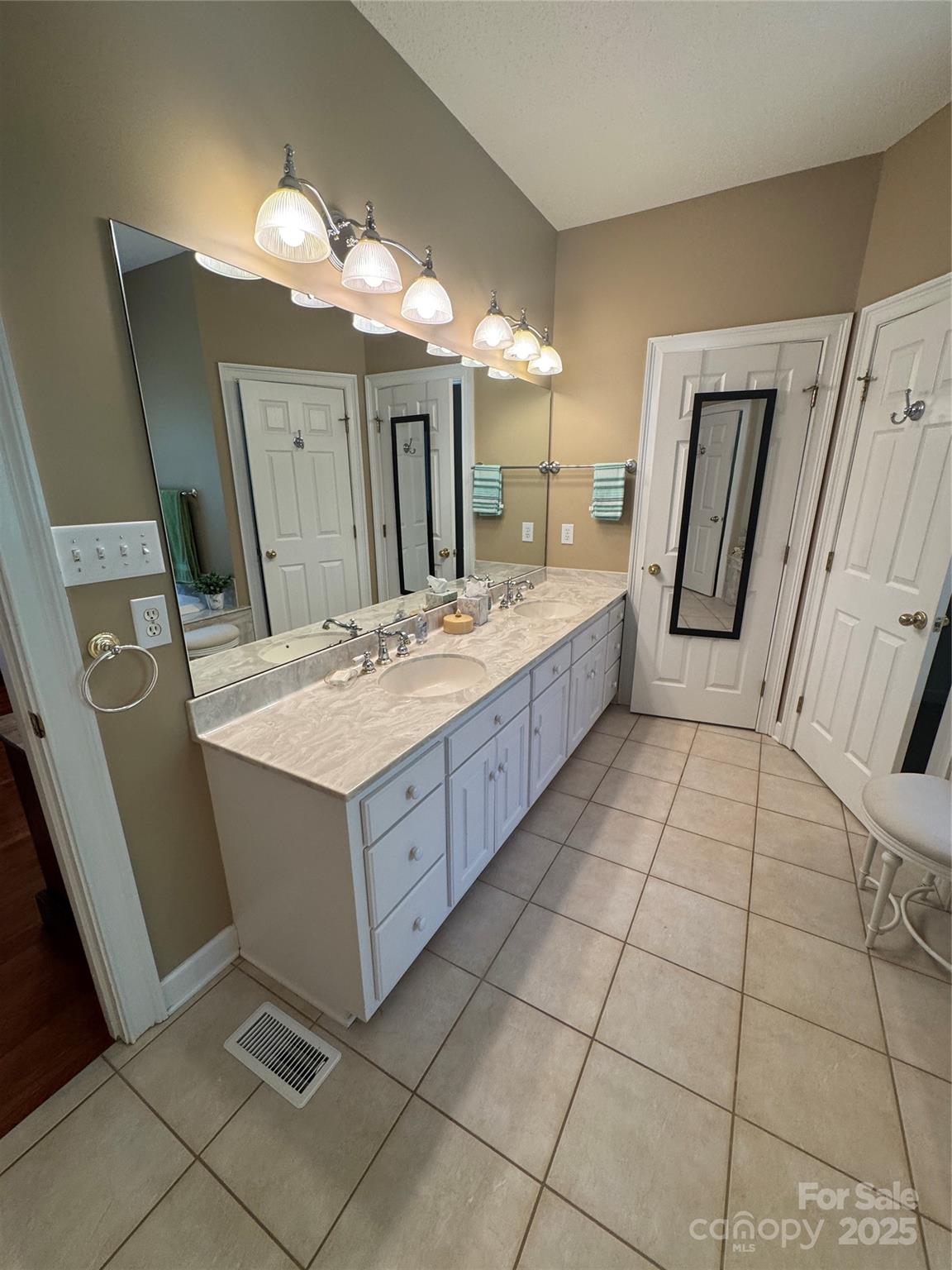 The Fields At Weatherwood - Residential