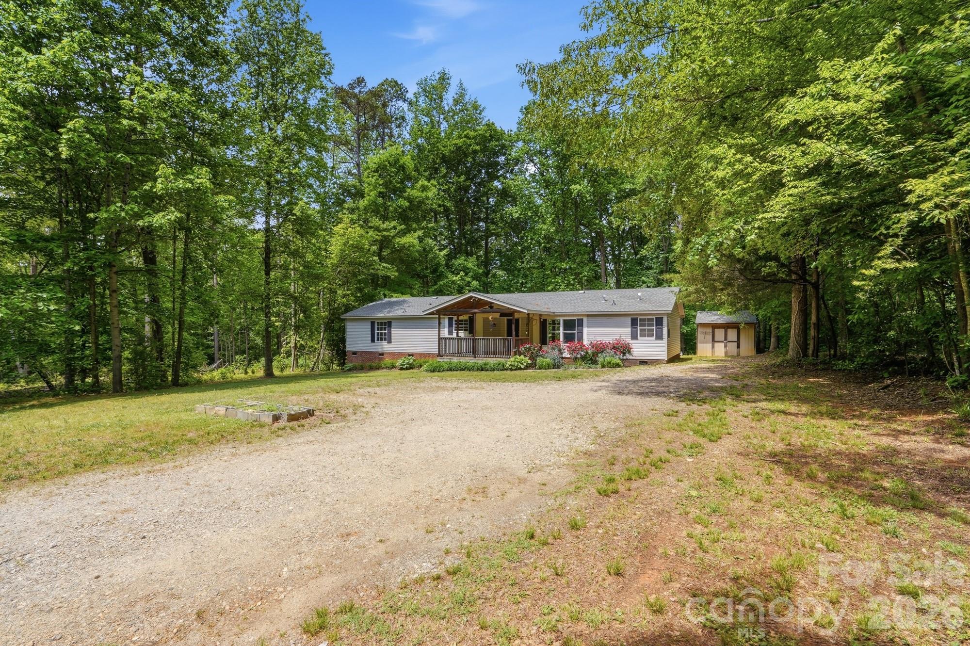 4965 Mundy Lane