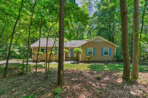 Single Family Residence in Matthews NC 5917 Indian Brook Drive.jpg