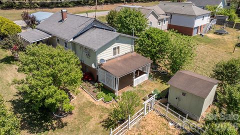 Photo of 24 Midway Street, Granite Falls, NC 28630 (MLS # 4370996)