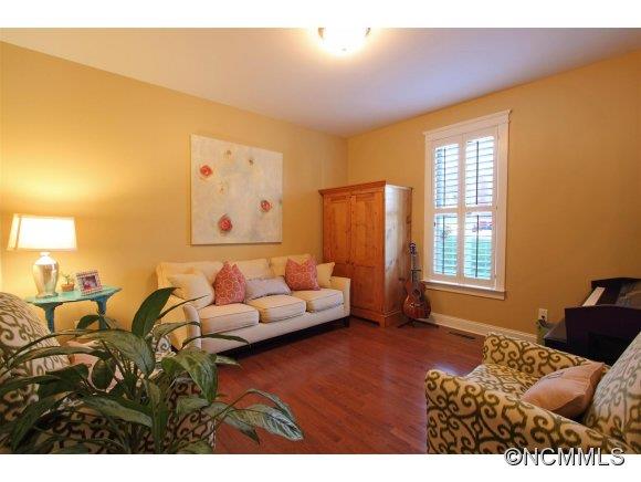 Biltmore Lake - Residential