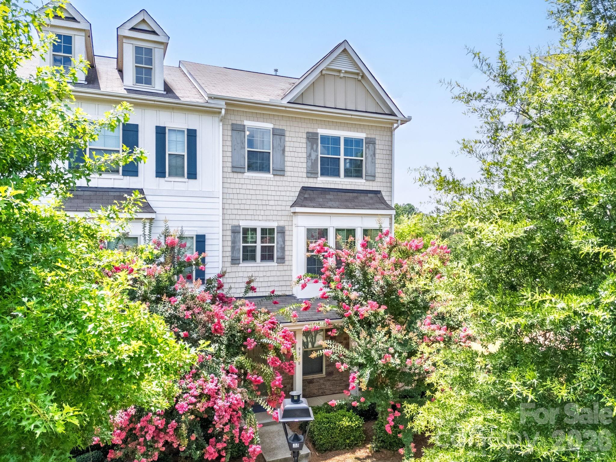9348 Ainslie Downs Street